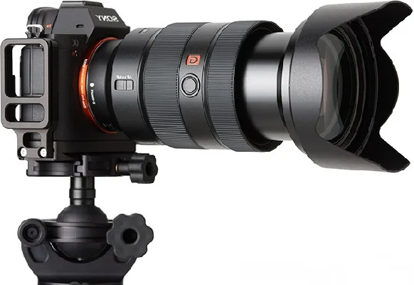 Lensa Sony FE 24-70mm f/2.8 GM
