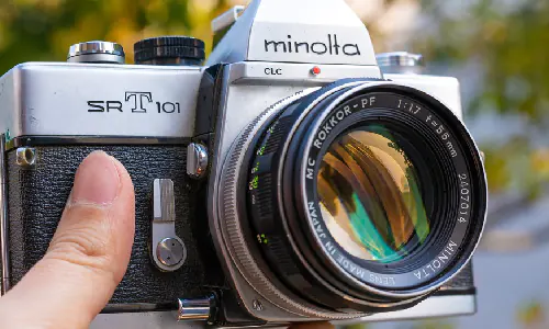 Minolta SRT 101